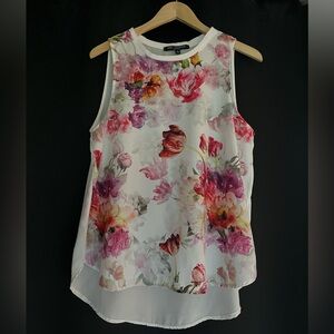 Sleeveless floral top